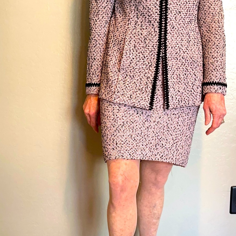 St. John’s timeless Spring suit. Jacket and skirt.